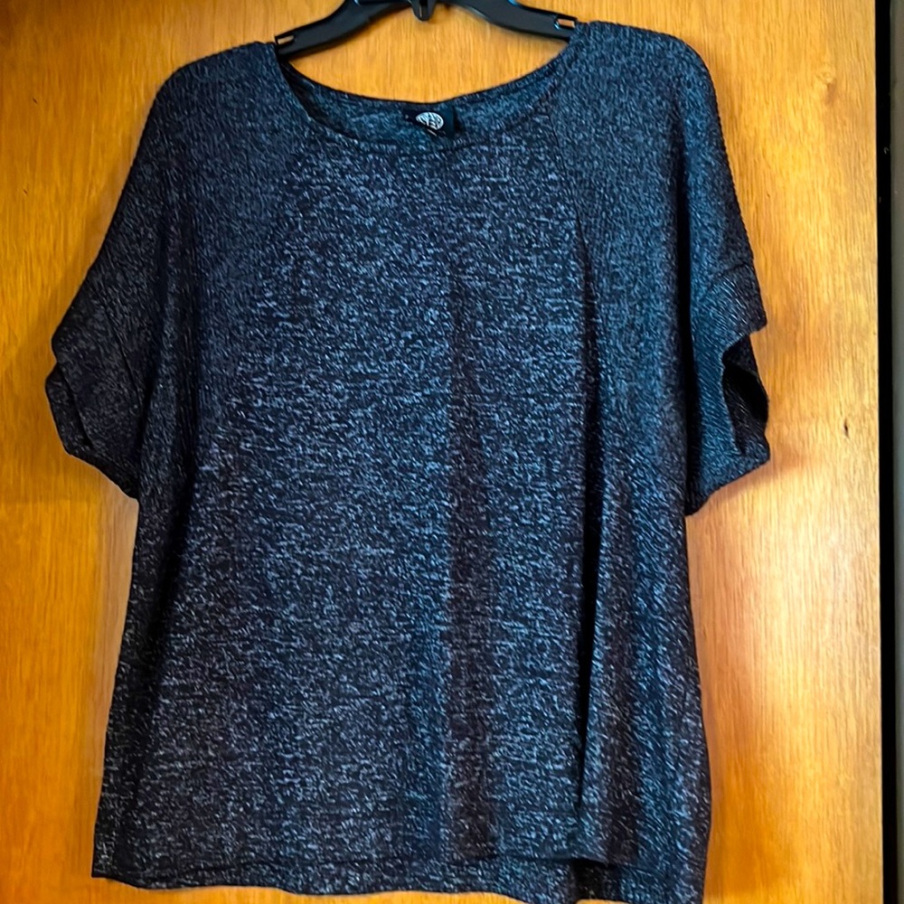 Boboau black super soft sweater shirt size Large